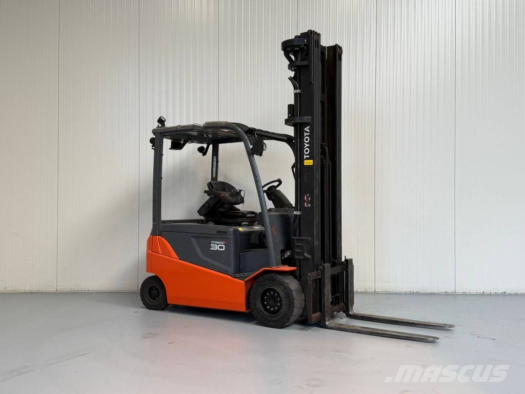 Toyota 8FBMT30 Electric forklifts