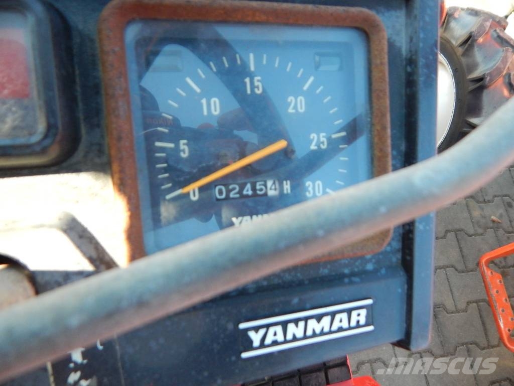 Yanmar F 15 D コンパクトトラクター