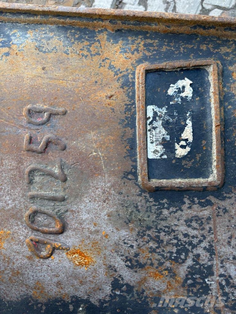 CAT M317 Escavatori gommati