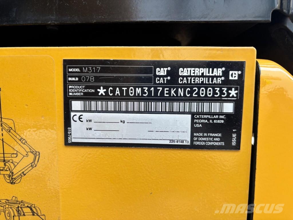 CAT M317 Escavatori gommati