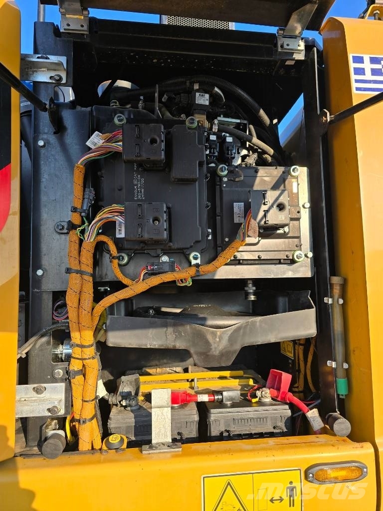 CAT 318 F Excavadoras de ruedas