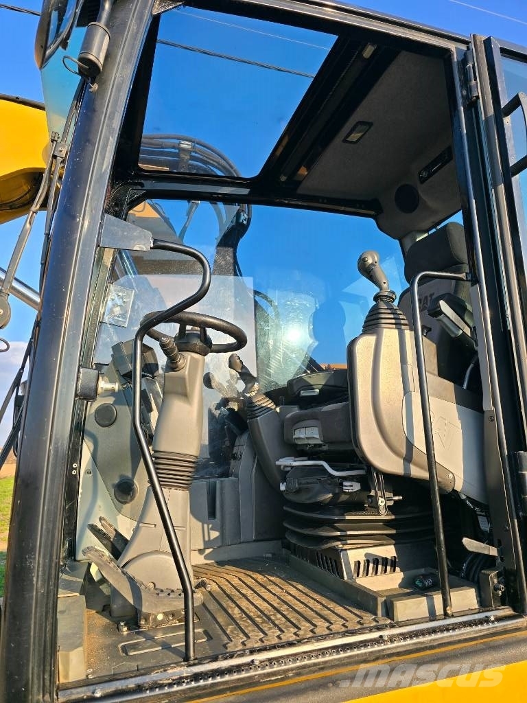 CAT 318 F Excavadoras de ruedas