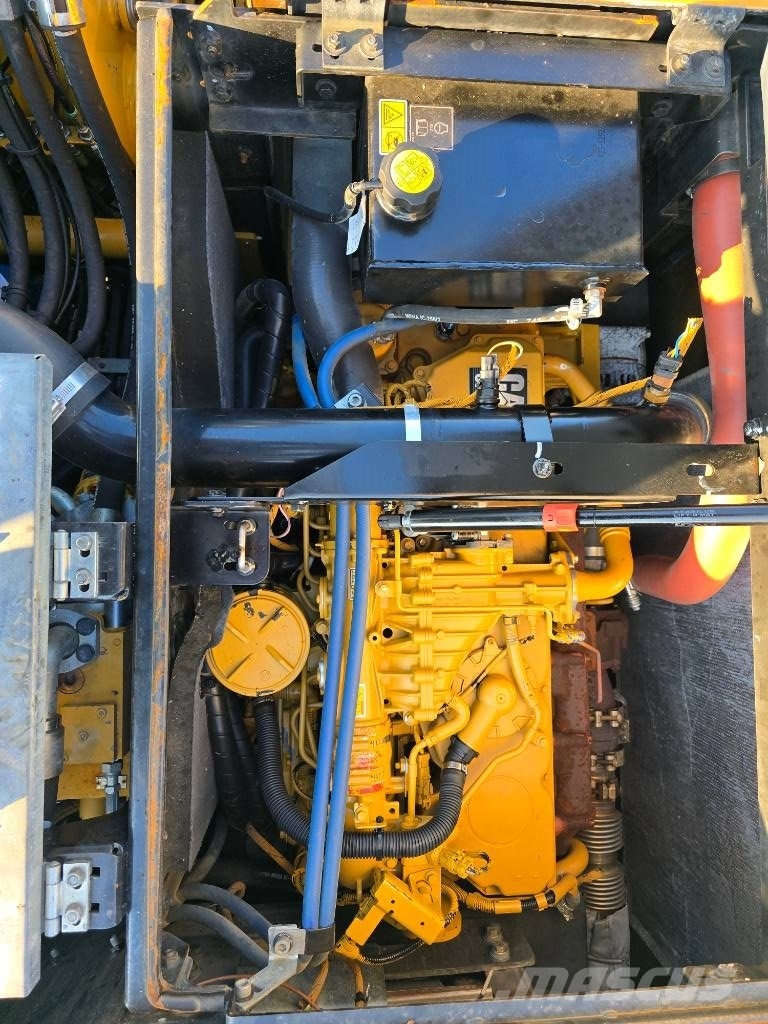 CAT 318 F Excavadoras de ruedas