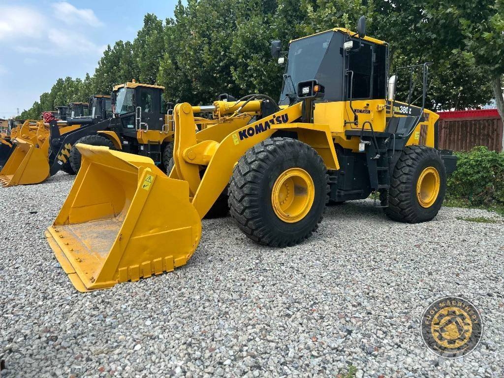 Komatsu WA 380-Z 旋轉式挖土機/掘鑿機/挖掘機