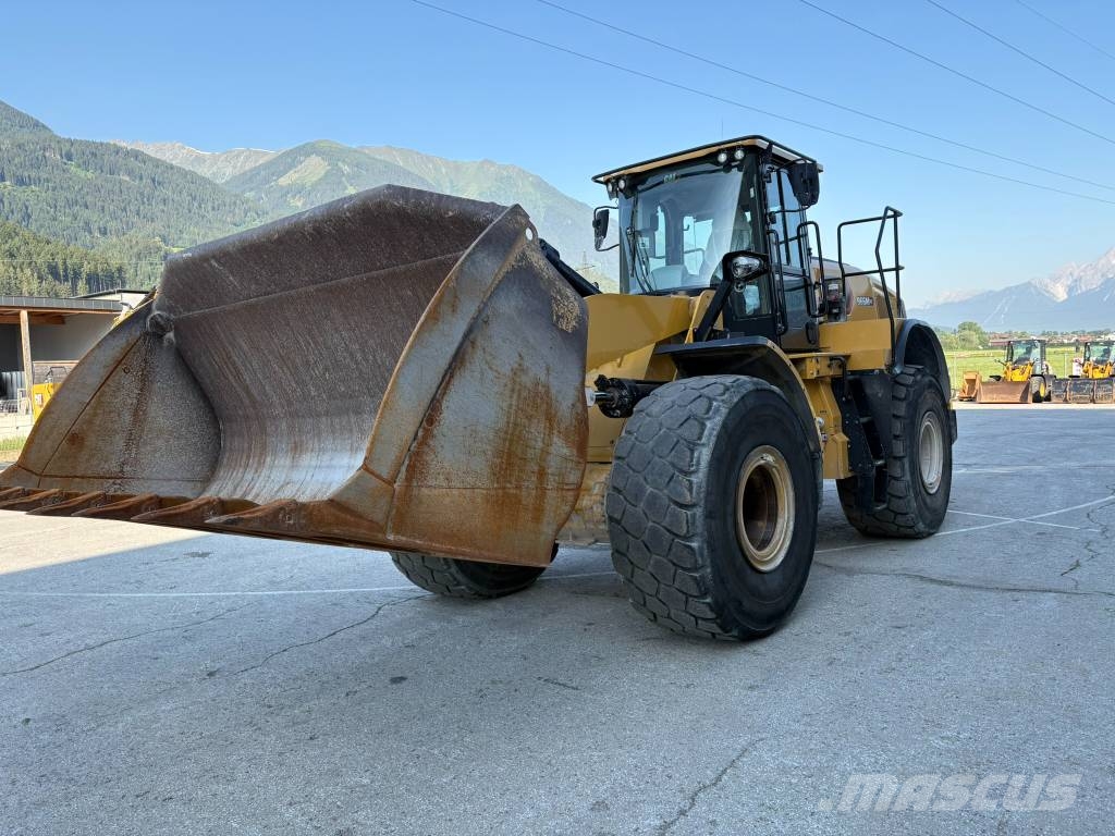 CAT 966 M Pyöräkuormaajat