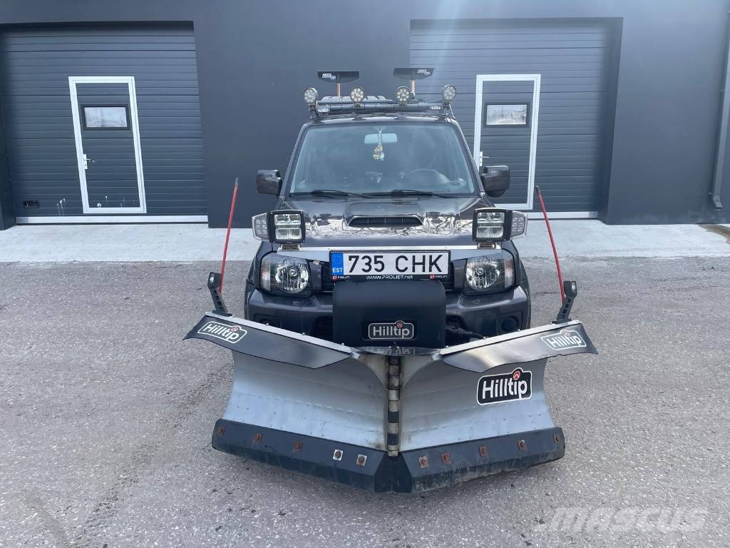 Suzuki Jimny 汽车