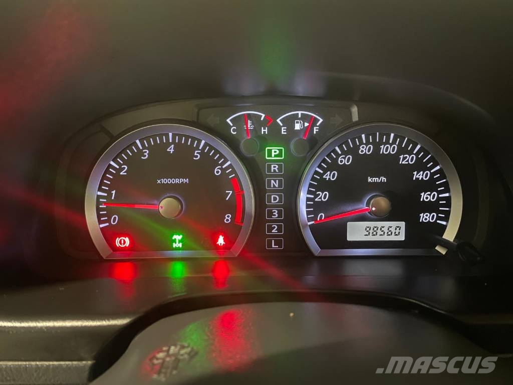 Suzuki Jimny 汽车