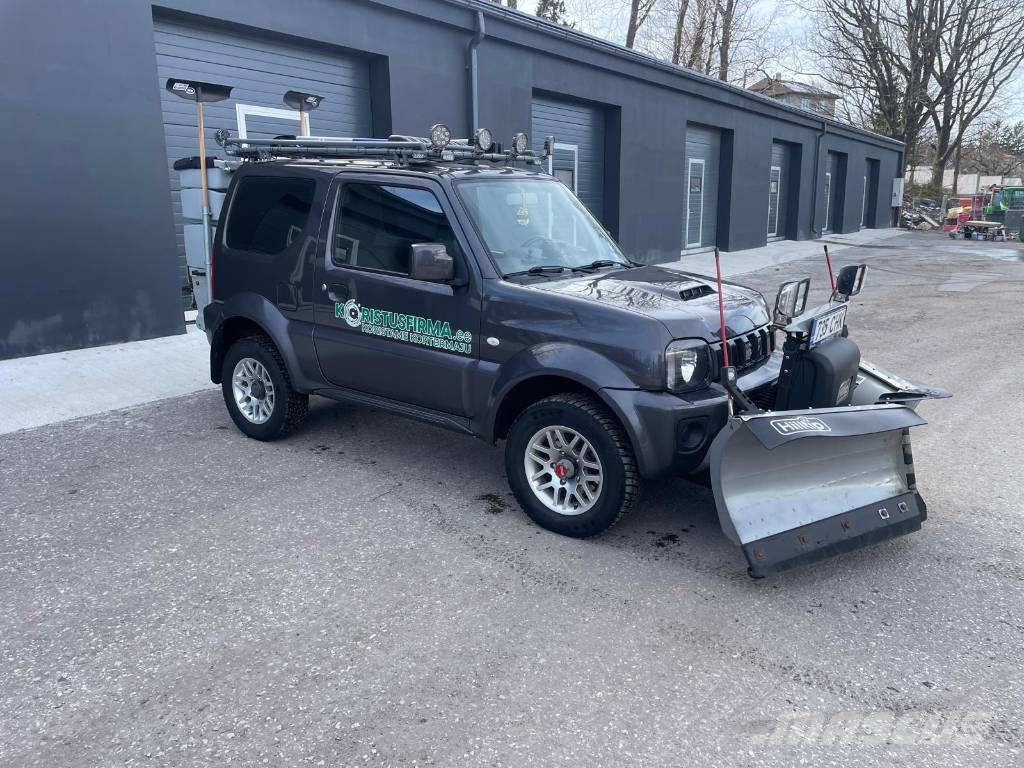 Suzuki Jimny 汽车