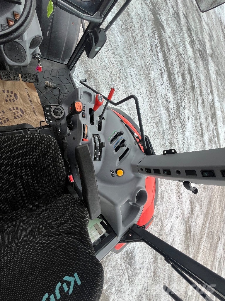 Kubota M5-112 Steg V الجرارات