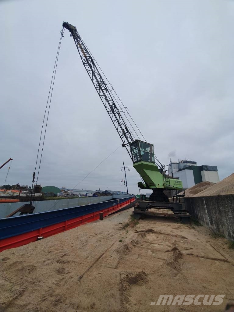 Sennebogen 625 625 Harbour cranes