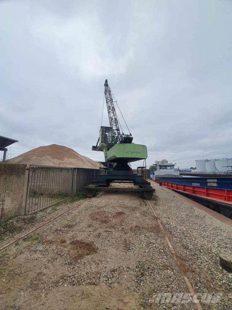 Sennebogen 625 625 Harbour cranes