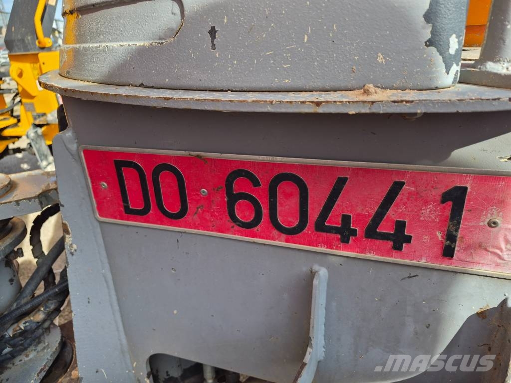 Ausa D 600 APG Site dumpers