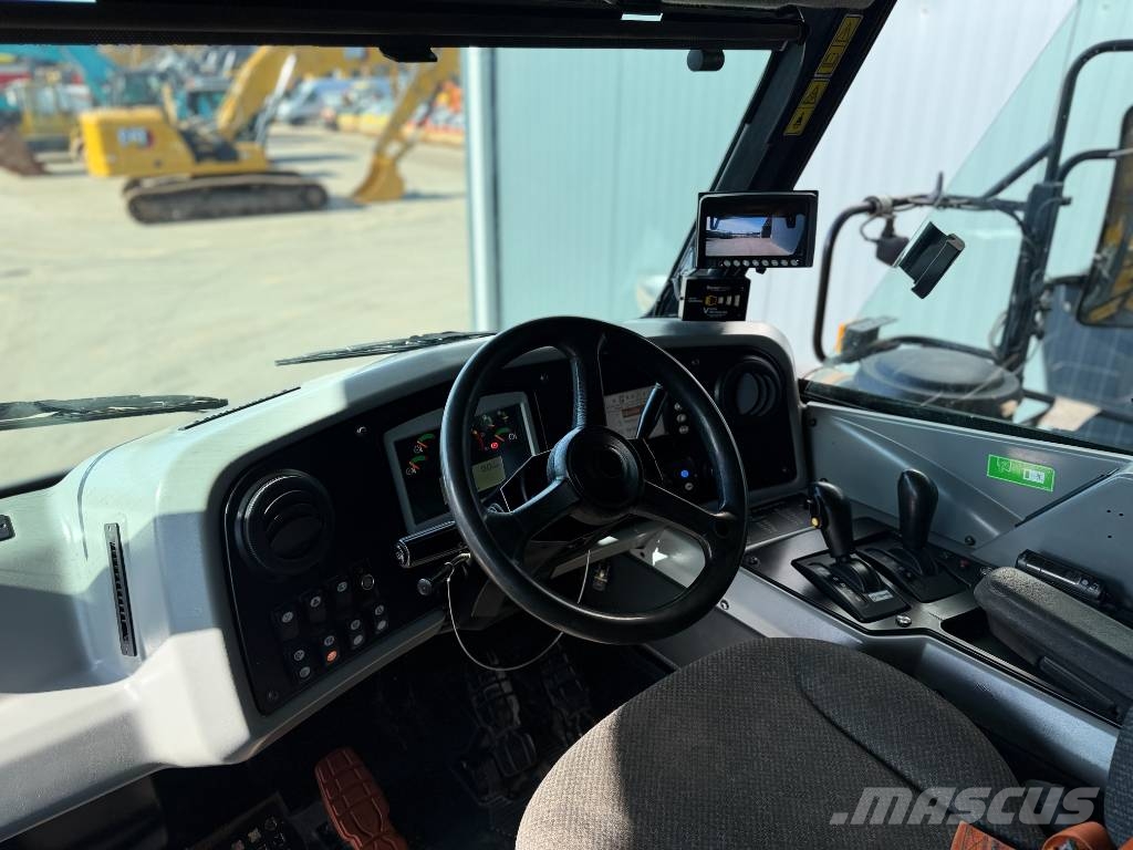 CAT 772G - Excellent condition! Rigid dump trucks