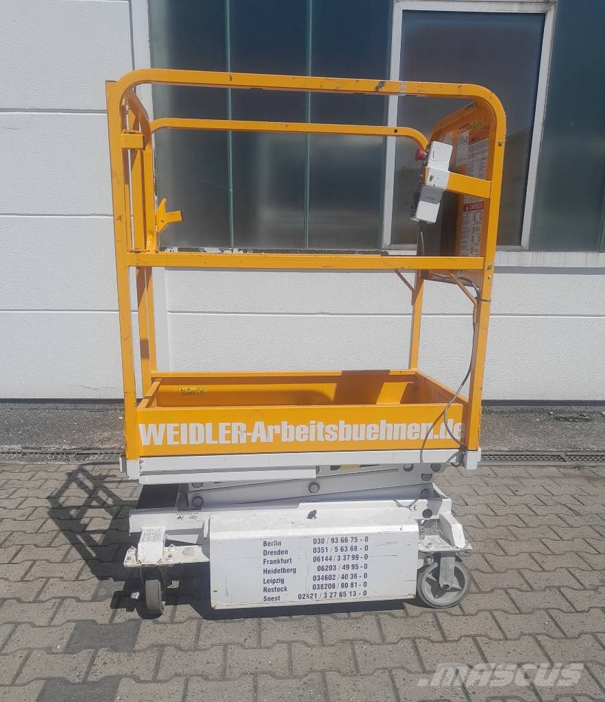  Custom Equipment P830CE Plataformas tijera