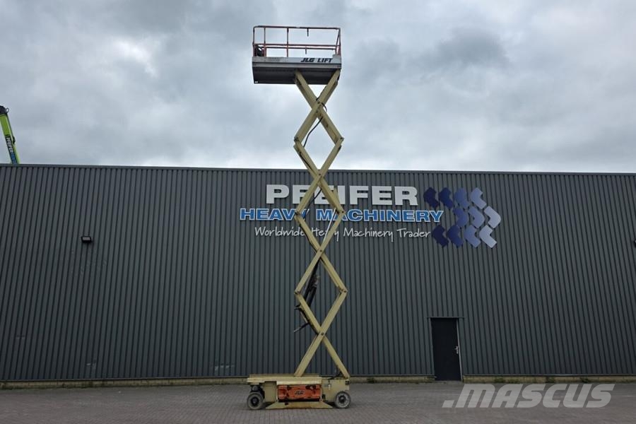 JLG 3246ES Electric, 11.7m Working Height, 320kg Capac Schaarhoogwerkers