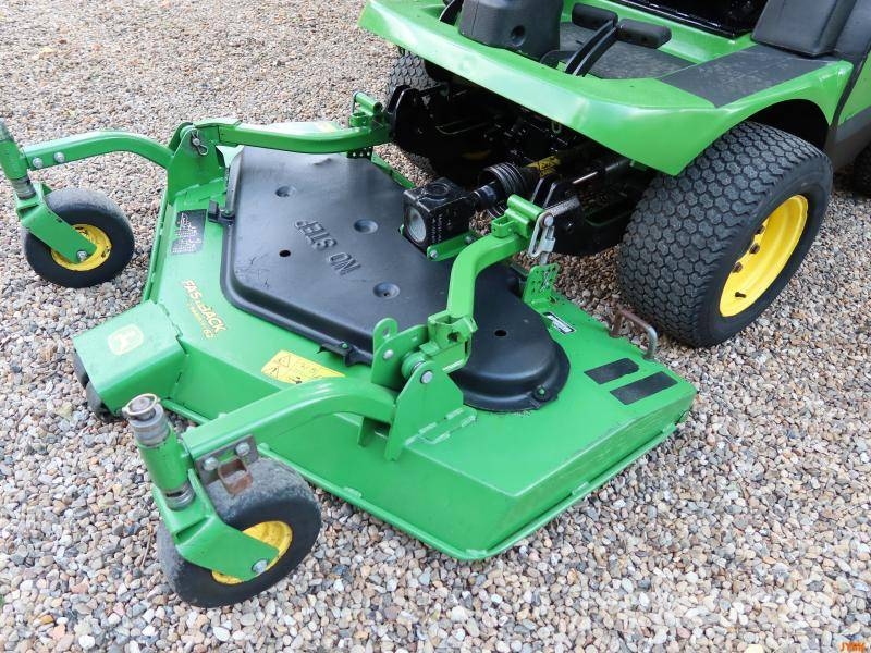 John Deere 1435 Коммунальные мини-погрузчики