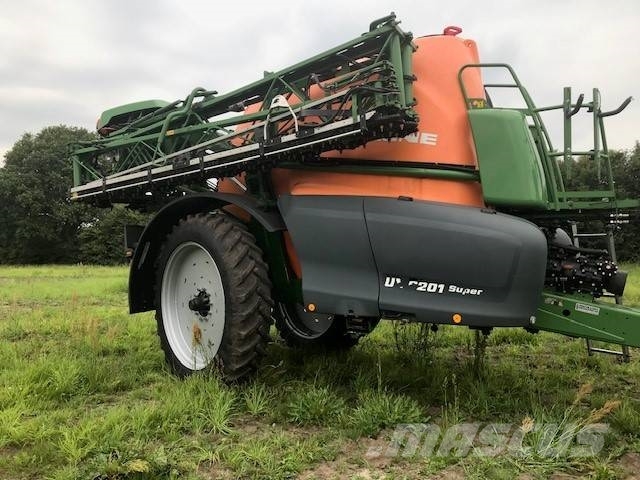 Amazone UX 6201 Super Vučene prskalice