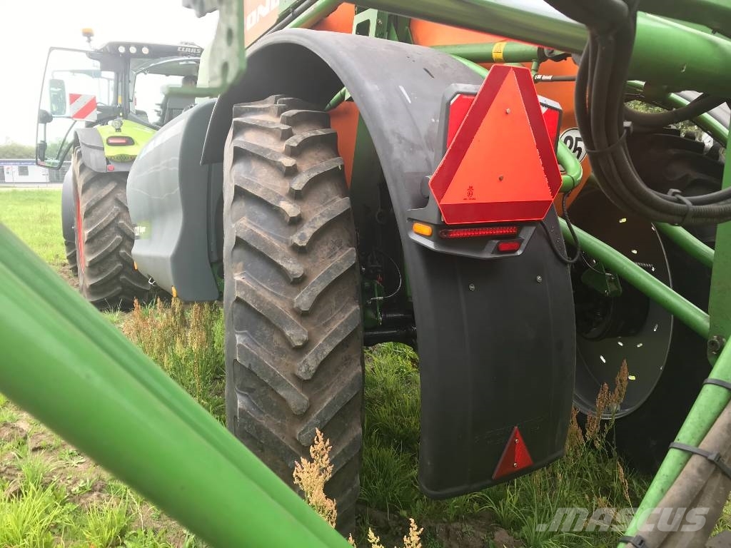 Amazone UX 6201 Super Vučene prskalice