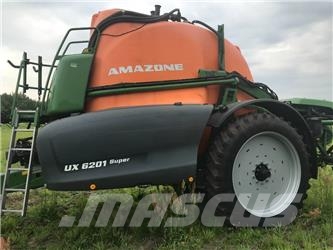 Amazone UX 6201 Super Vučene prskalice