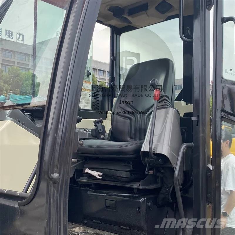 Yanmar SV 100 中型挖掘机