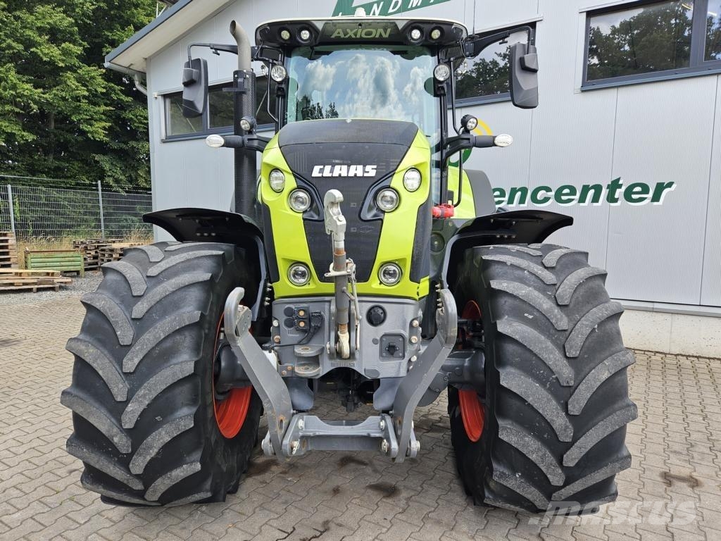 CLAAS AXION 810 CMATIC 트랙터