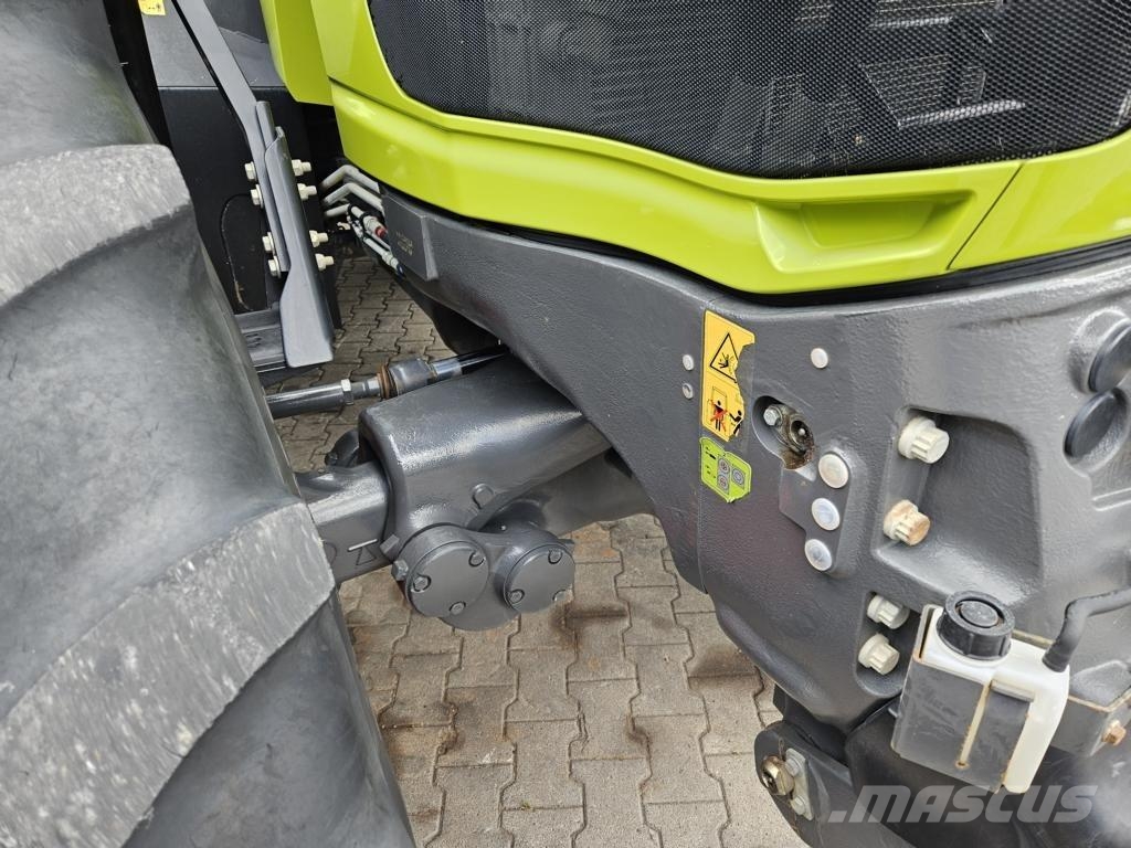 CLAAS AXION 810 CMATIC 트랙터