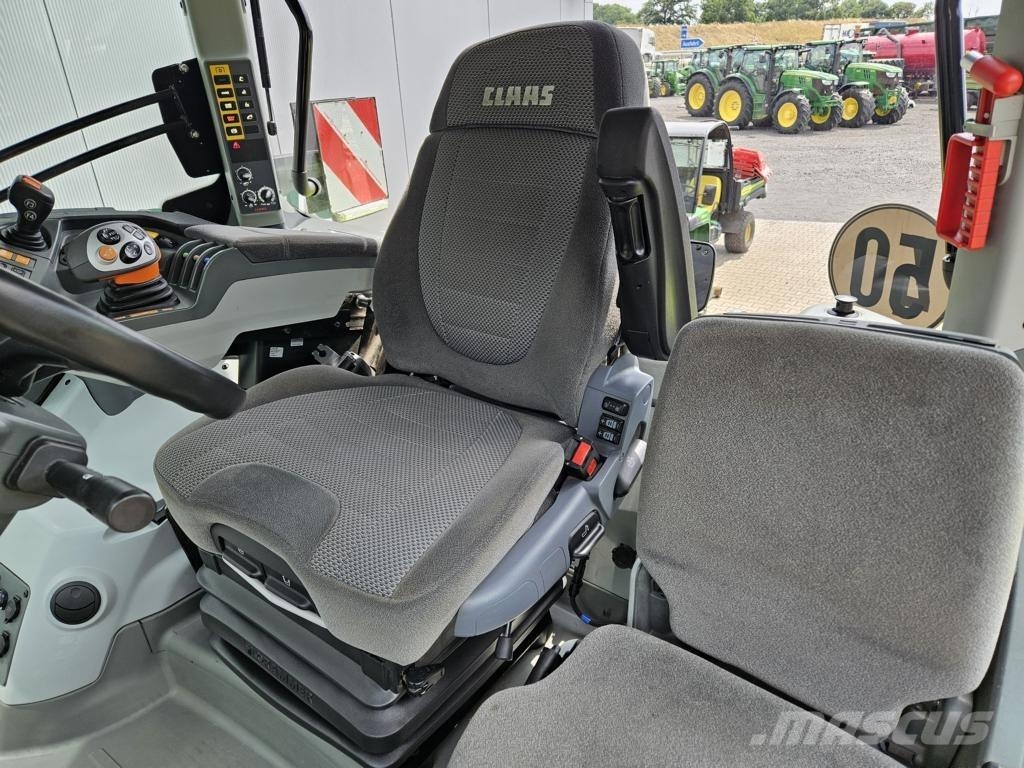 CLAAS AXION 810 CMATIC 트랙터