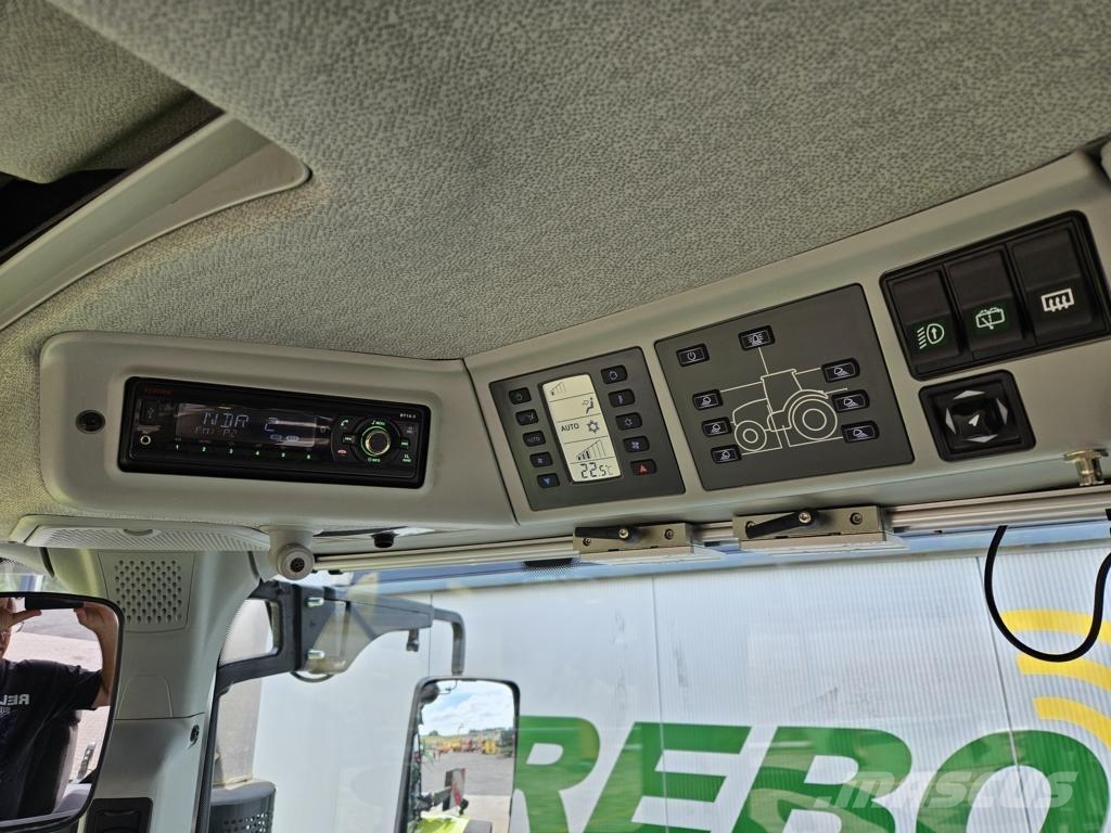 CLAAS AXION 810 CMATIC 트랙터