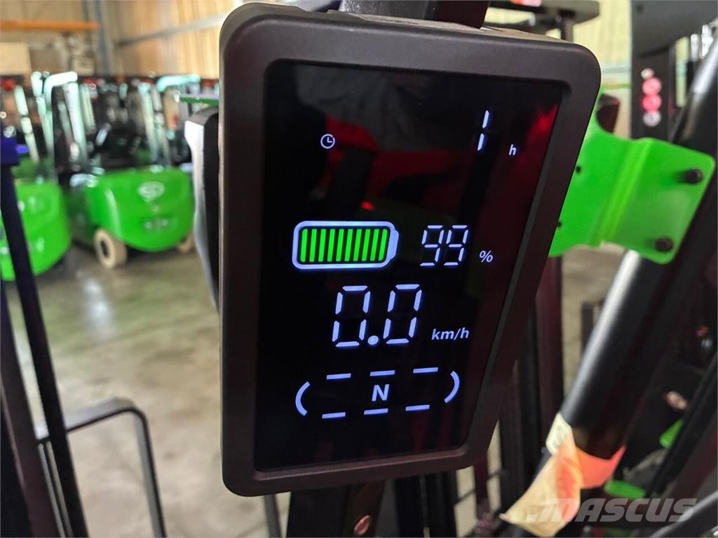 EP Equipment EFL183 Elektriskie autoiekrāvēji
