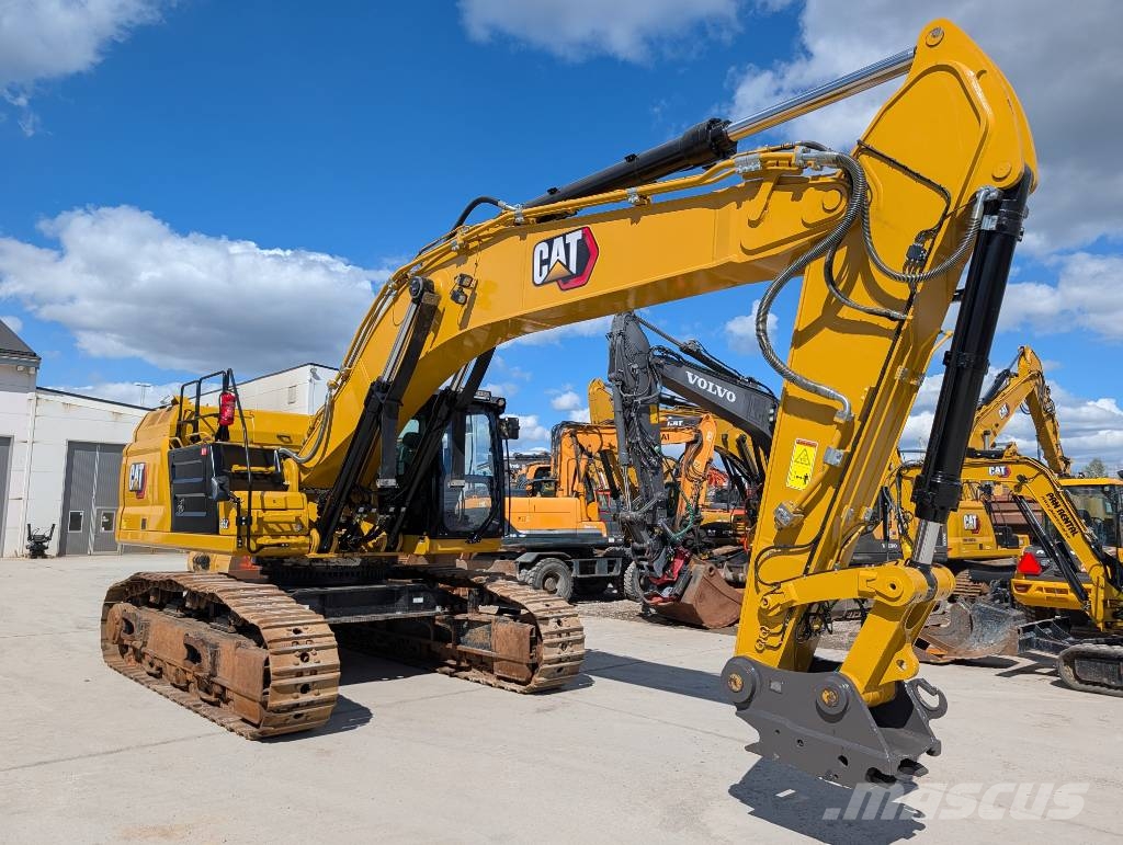 CAT 352 Crawler excavators