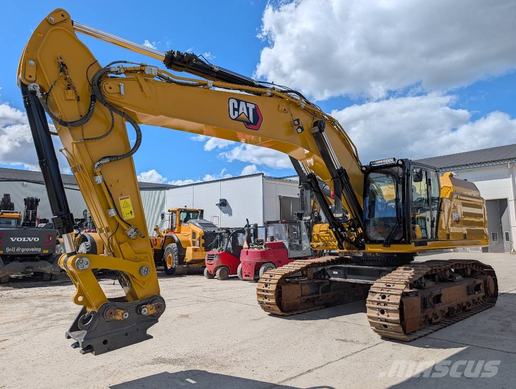 CAT 352 Crawler excavators