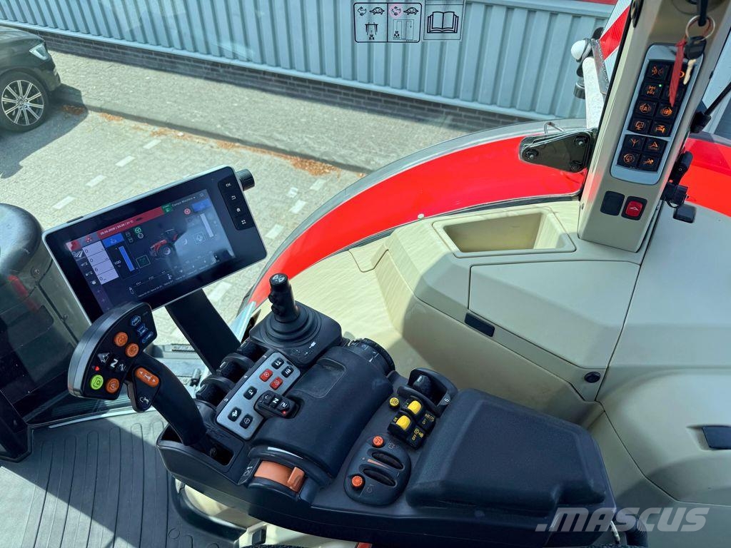 Massey Ferguson 8740S Stage V GPS 拖拉机/农用车
