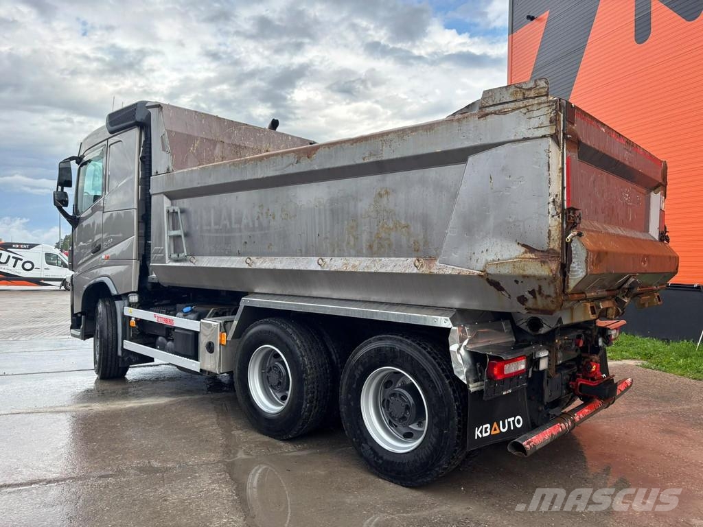 Volvo FH 540 6x4 RETARDER / BOX L=4449 mm Pašizgāzējs