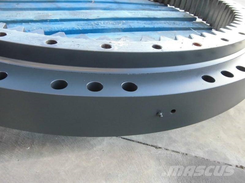 Komatsu PC450-8 Swing Ring Chasís