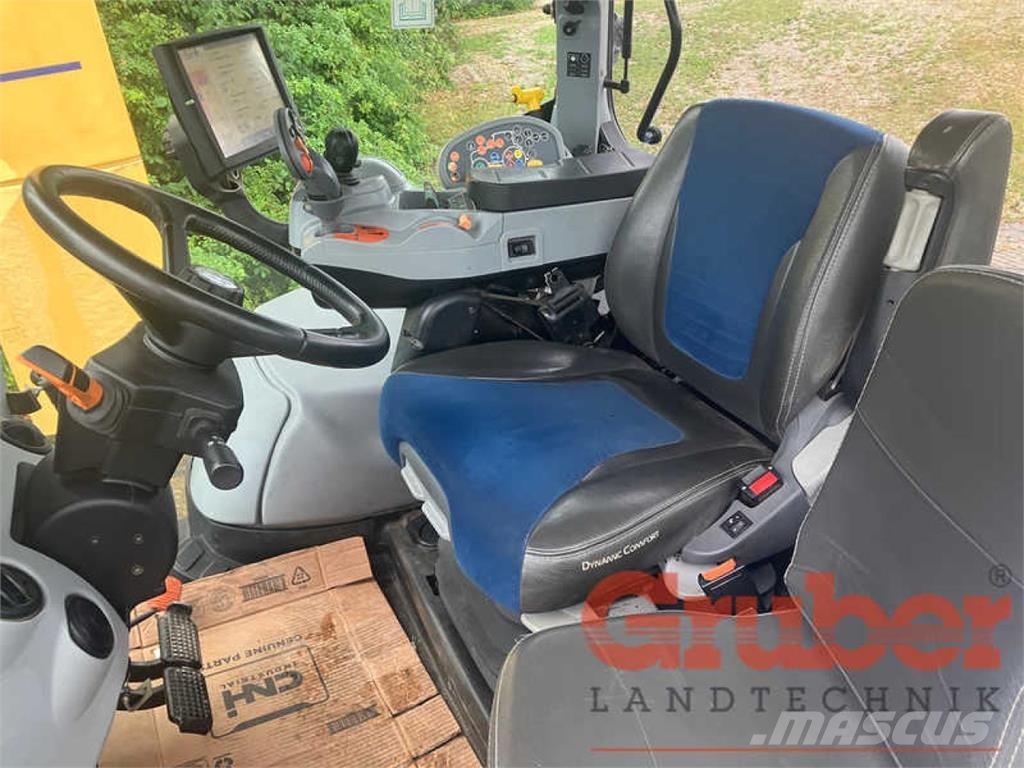 New Holland T7.225AC MY15 Tratores Agrícolas usados