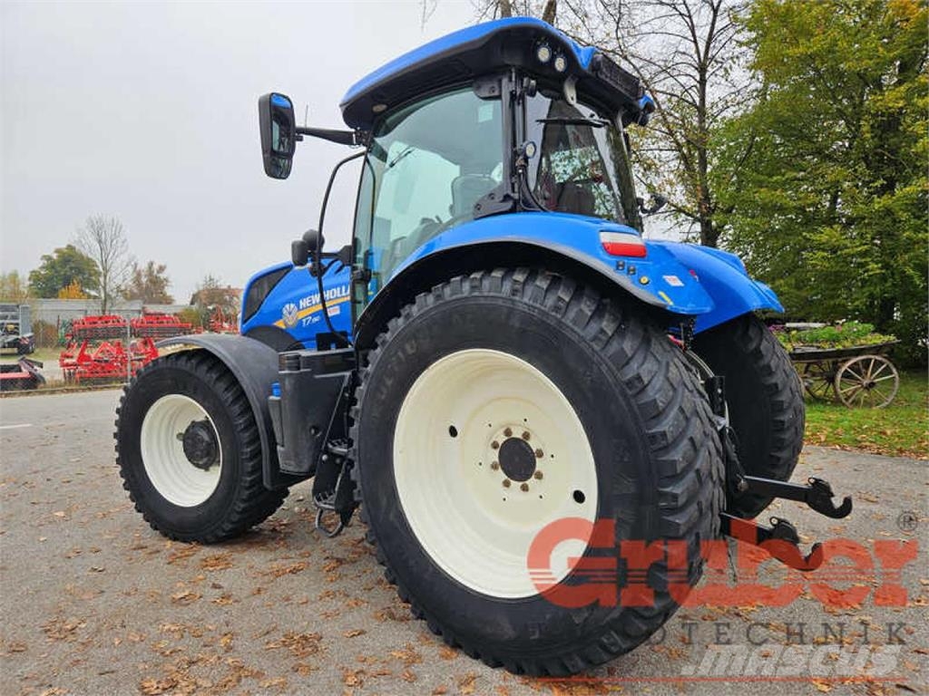 New Holland T7.225AC MY15 Tratores Agrícolas usados