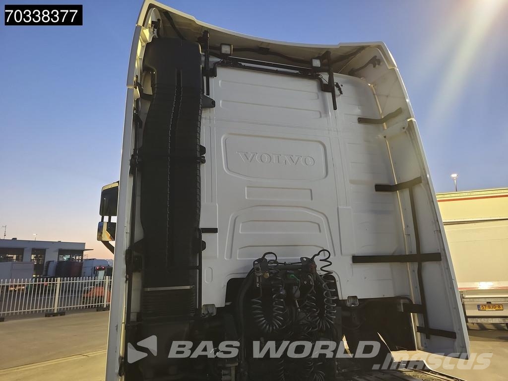 Volvo FH 460 FH 4X2 NL Globe Tractor Units