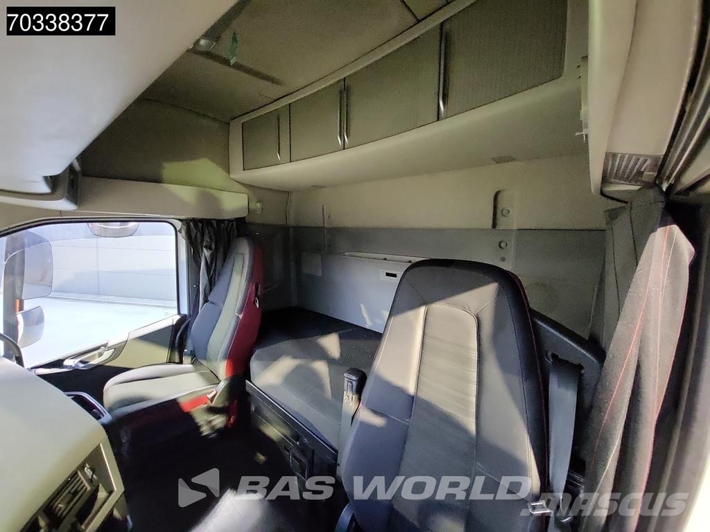 Volvo FH 460 FH 4X2 NL Globe Tractor Units