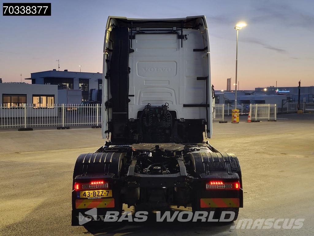 Volvo FH 460 FH 4X2 NL Globe Tractor Units