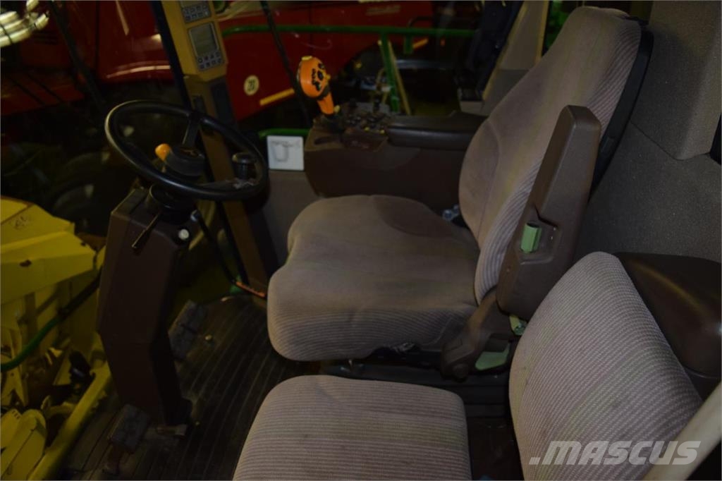 John Deere 7400 Self-propelled foragers