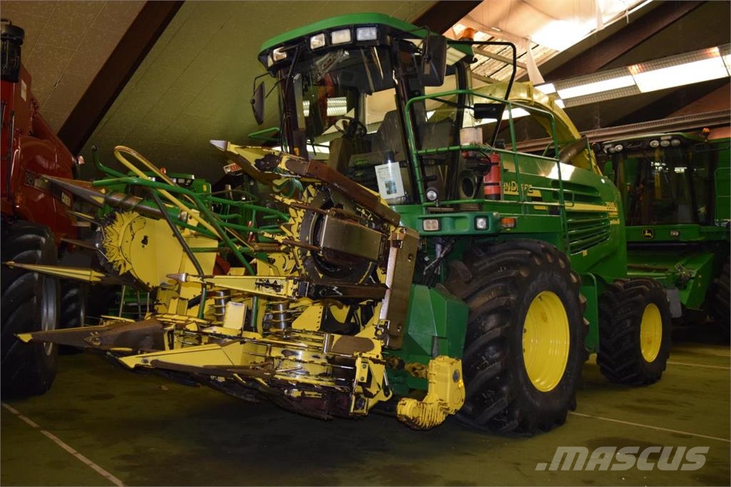 John Deere 7400 Self-propelled foragers