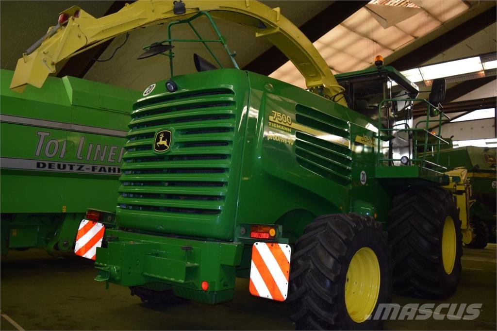 John Deere 7400 Self-propelled foragers