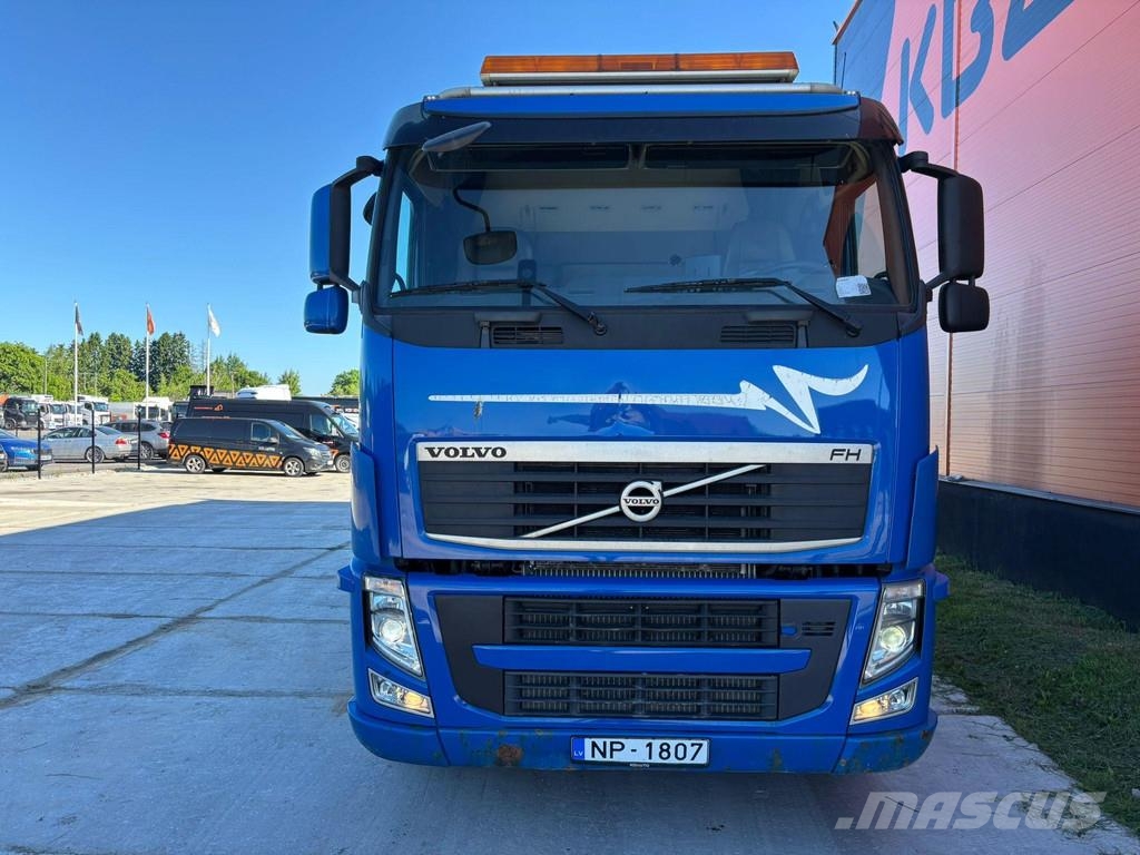 Volvo FH 540 8x4*4 KORP&SON tank 9000 l + 11000 l year 2 Camiones aspiradores/combi