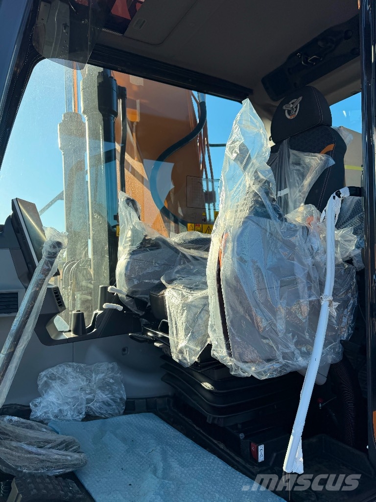 CASE CX 210 E Paletli ekskavatörler