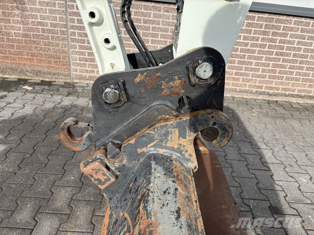 Yanmar B95W 중형굴삭기 7톤-28톤