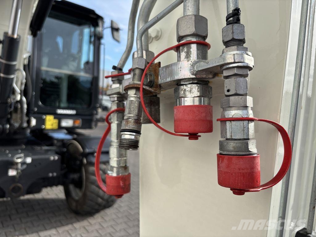 Yanmar B95W 중형굴삭기 7톤-28톤