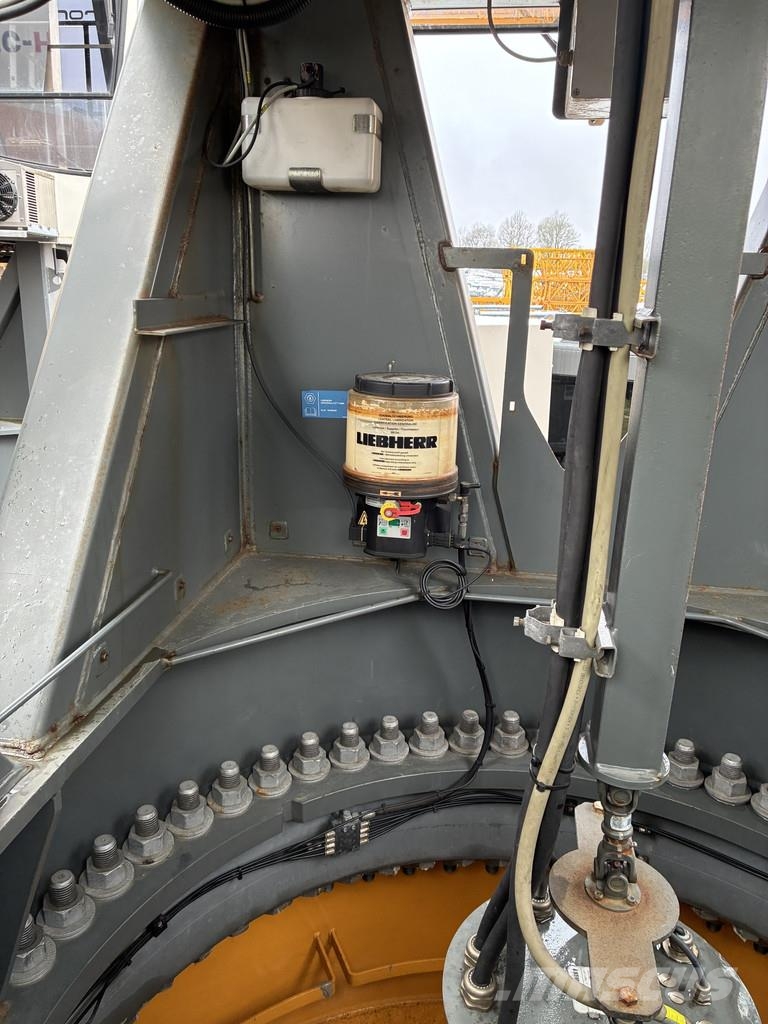 Liebherr 630 EC-H 40 Litronic 塔式起重機