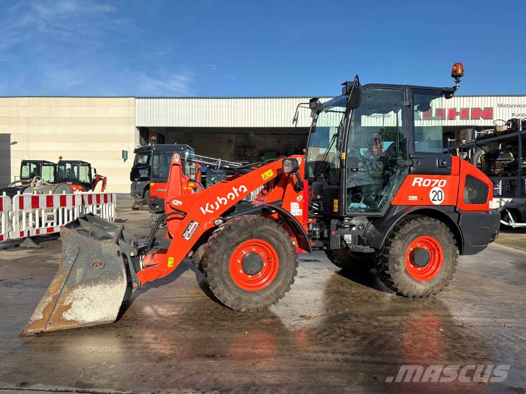 Kubota R 070 轮式装载机