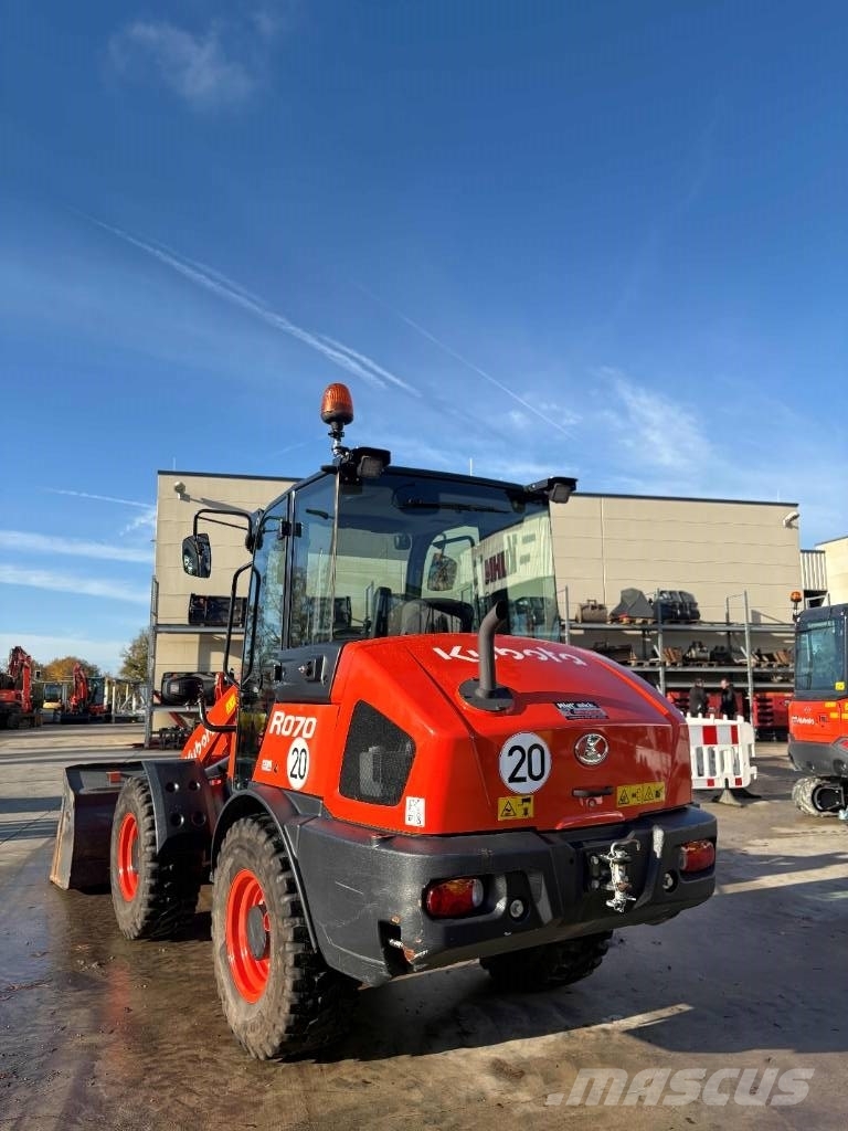 Kubota R 070 轮式装载机