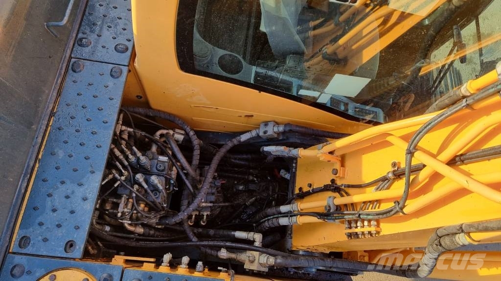 Hyundai Robex 140 LC-9 A Excavadoras sobre orugas